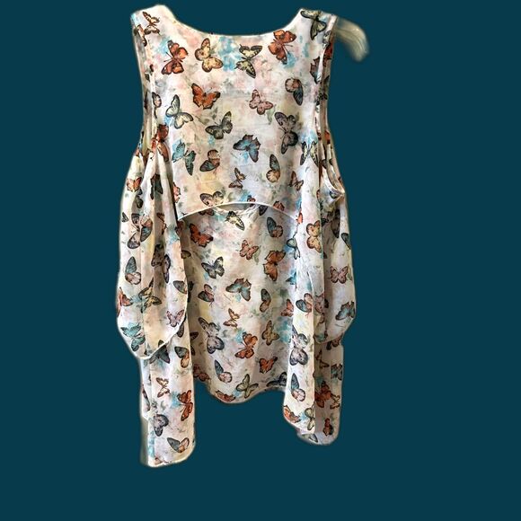 Butterfly Print Tank Top - Picture 3 of 3